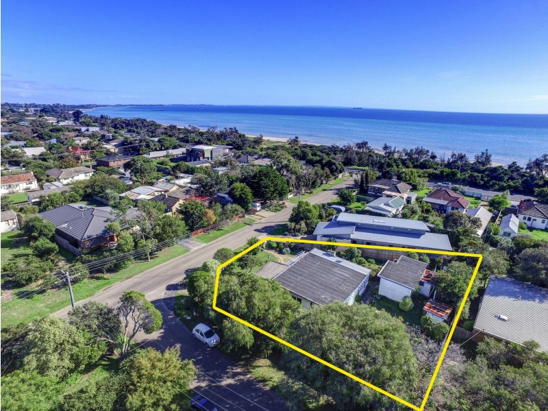 3 Laura Street, Tootgarook VIC 3941