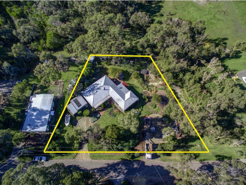 3 Carrathool Avenue, Rosebud VIC 3939