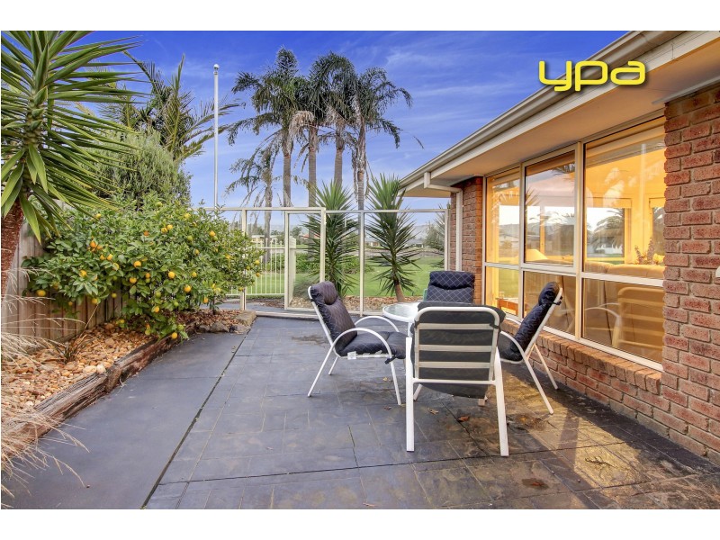 64 Palm Tree Drive, Safety Beach VIC 3936
