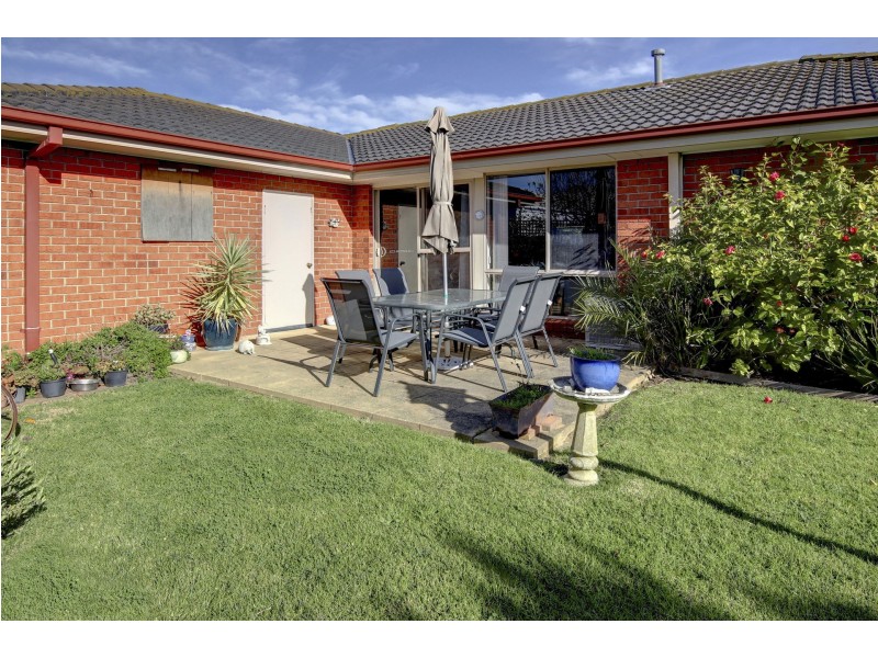 70 Country Club Drive, Safety Beach VIC 3936