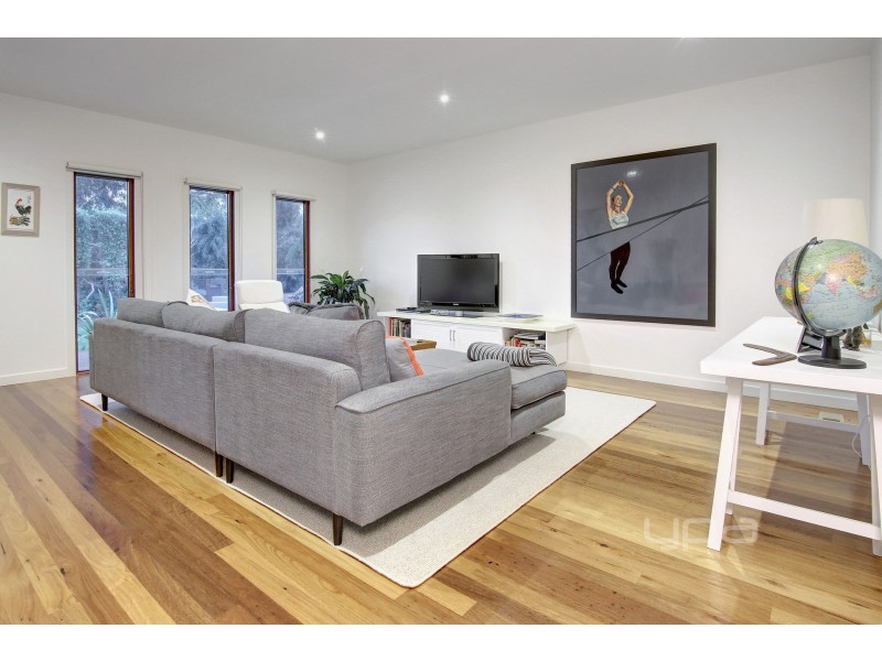 10 Stratheden Court, Rye VIC 3941