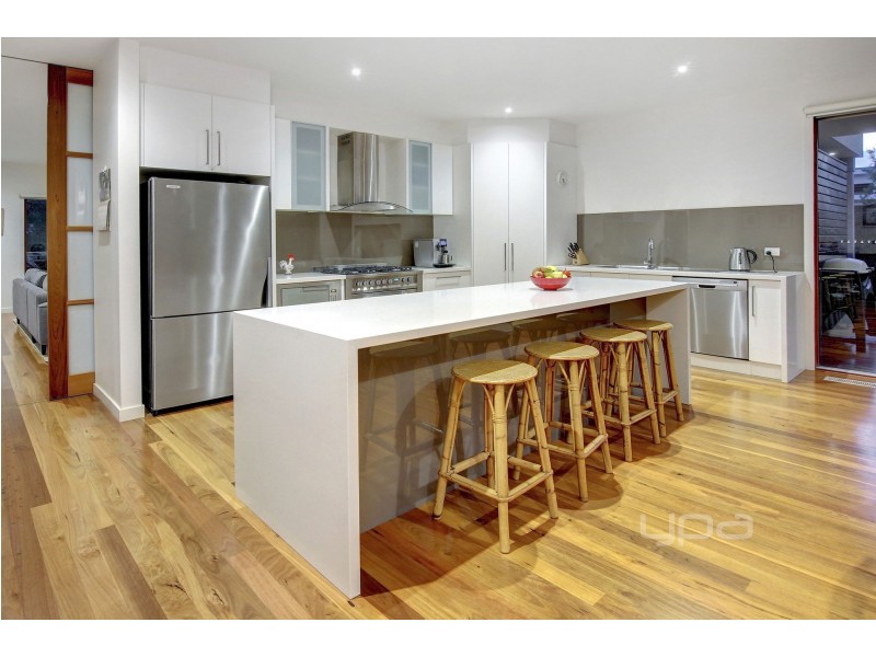 10 Stratheden Court, Rye VIC 3941