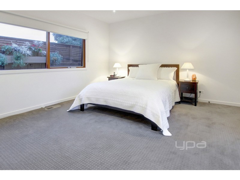 10 Stratheden Court, Rye VIC 3941