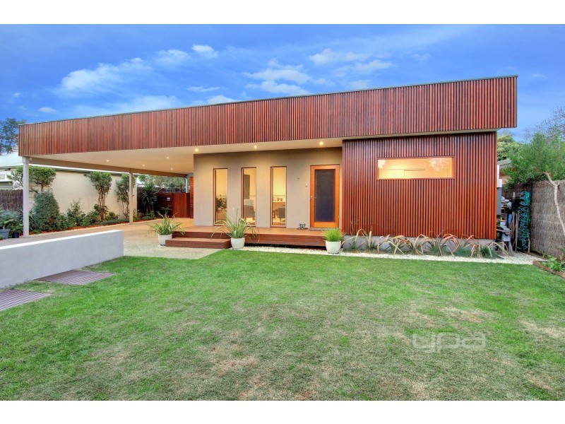 10 Stratheden Court, Rye VIC 3941