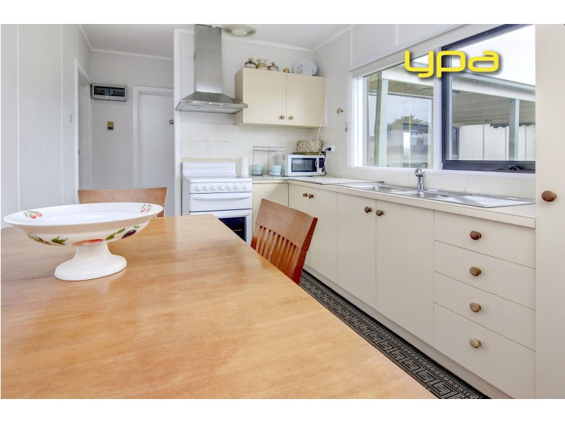 14 Government Road, Rye VIC 3941