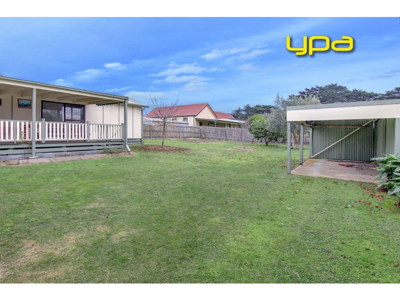 14 Government Road, Rye VIC 3941
