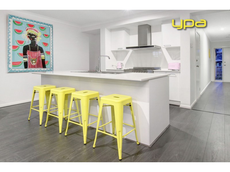 186 Eighth Avenue, Rosebud VIC 3939