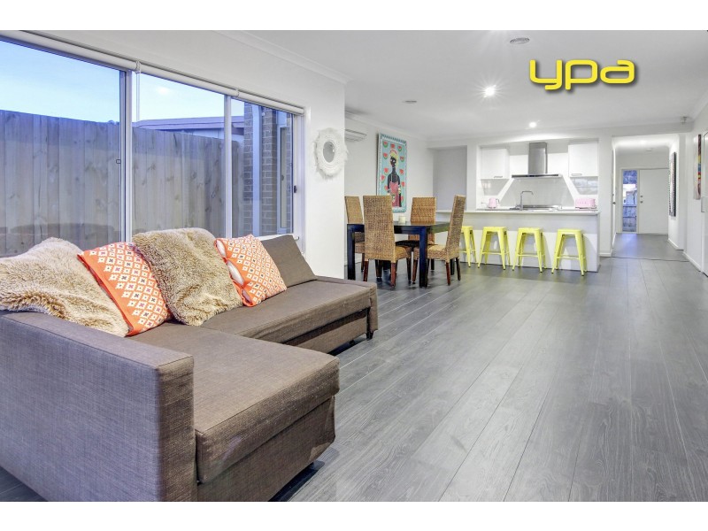 186 Eighth Avenue, Rosebud VIC 3939