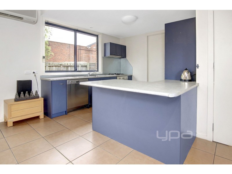 1/1 Adams Avenue, Rosebud VIC 3939