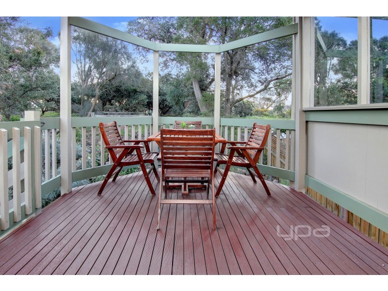 3 Mahoney Cresent, Seaford VIC 3198