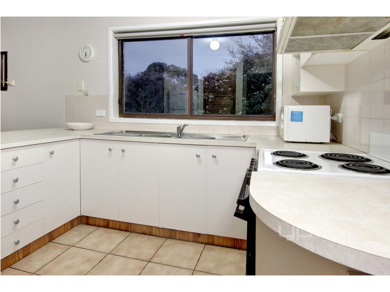 4  Iolanda St, Rye VIC 3941