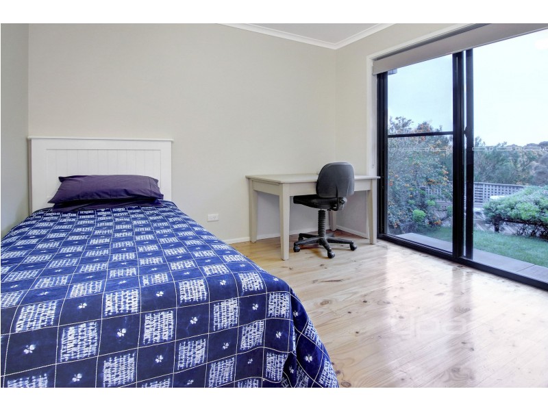 4  Iolanda St, Rye VIC 3941