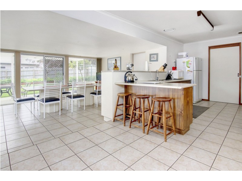 24 Ballabil Street, Rye VIC 3941