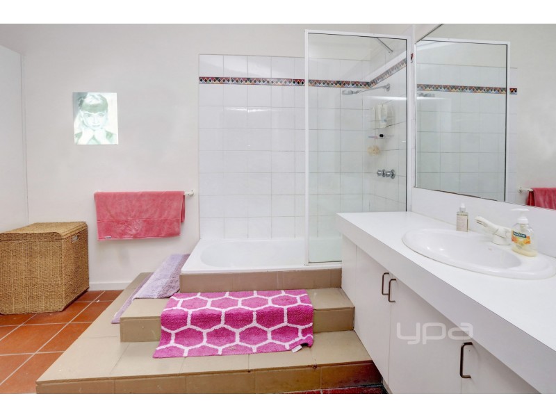 24 Nestle Court, Arthurs Seat VIC 3936