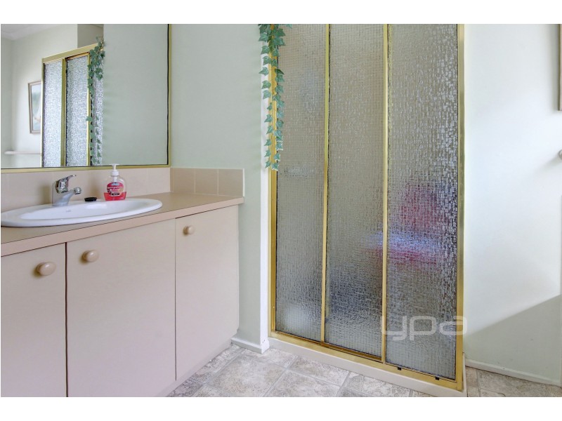 18 Phyllis Parade, Rye VIC 3941