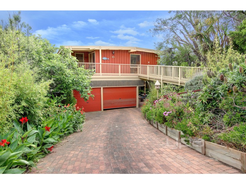 18 Phyllis Parade, Rye VIC 3941