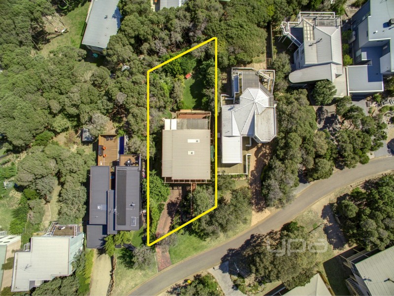 18 Phyllis Parade, Rye VIC 3941