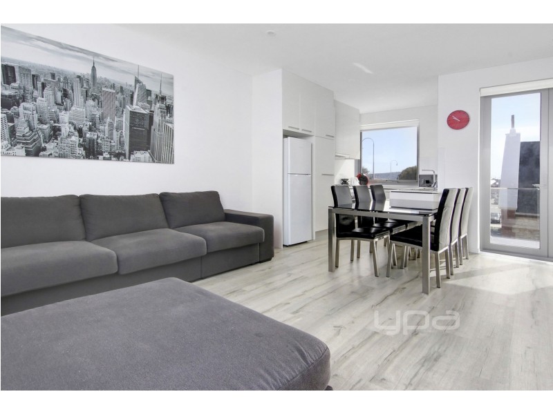 102/277 Point Nepean Road, Dromana VIC 3936