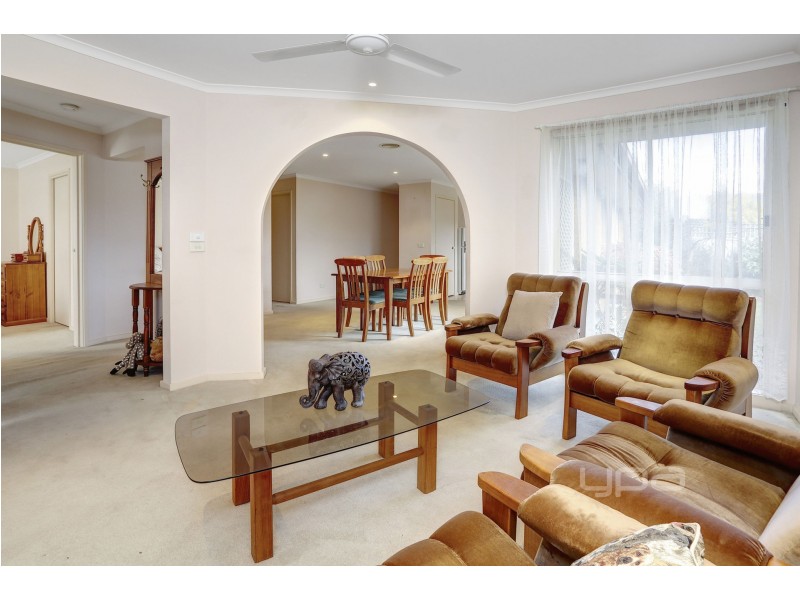 11 Harridge Street, Rosebud VIC 3939