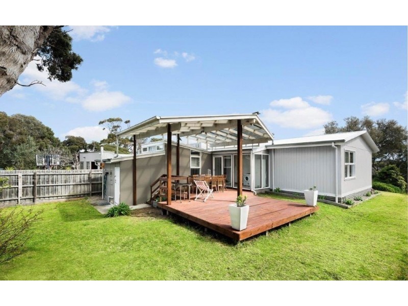 13 Flinders Street, Rye VIC 3941