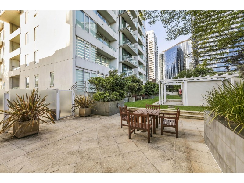 283/83 Whiteman Street, Southbank VIC 3006