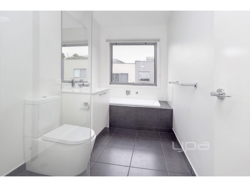 3 Jackstay Close, Safety Beach VIC 3936