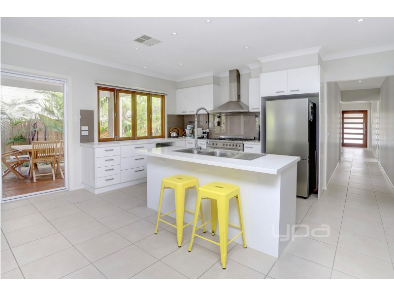 40 Oceanic Drive, Safety Beach VIC 3936