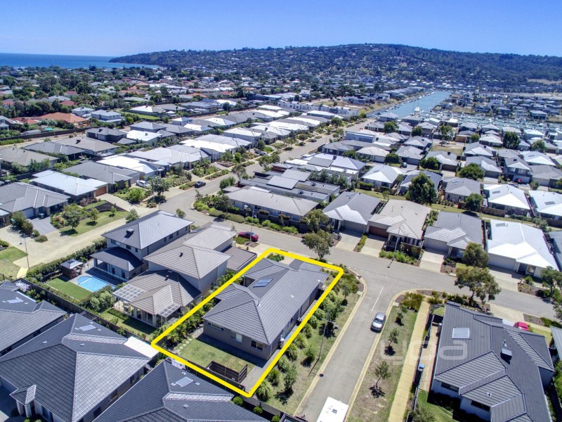 40 Oceanic Drive, Safety Beach VIC 3936