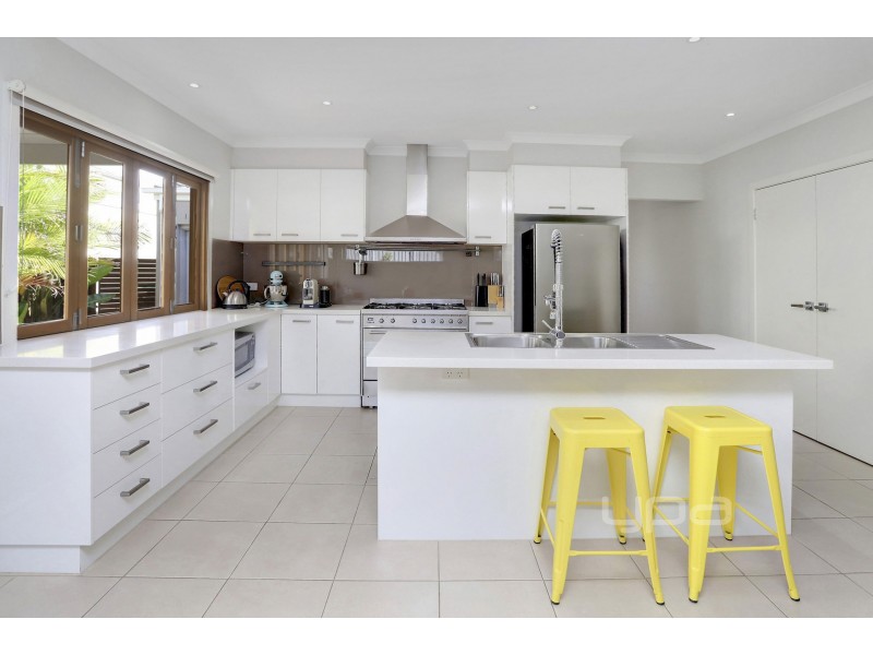 40 Oceanic Drive, Safety Beach VIC 3936