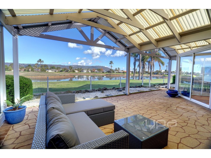 82 Palm Tree Drive, Safety Beach VIC 3936