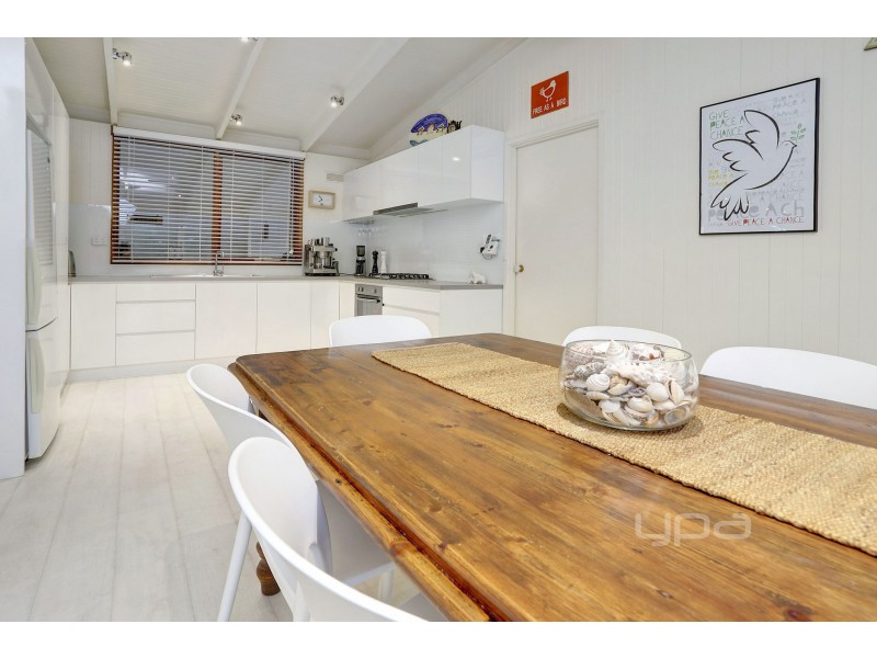 2 Heales Street, Dromana VIC 3936