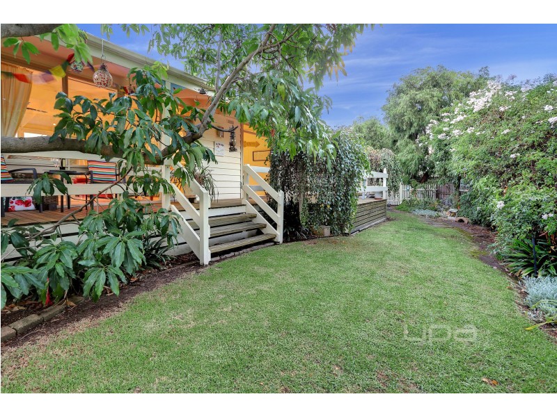 2 Heales Street, Dromana VIC 3936