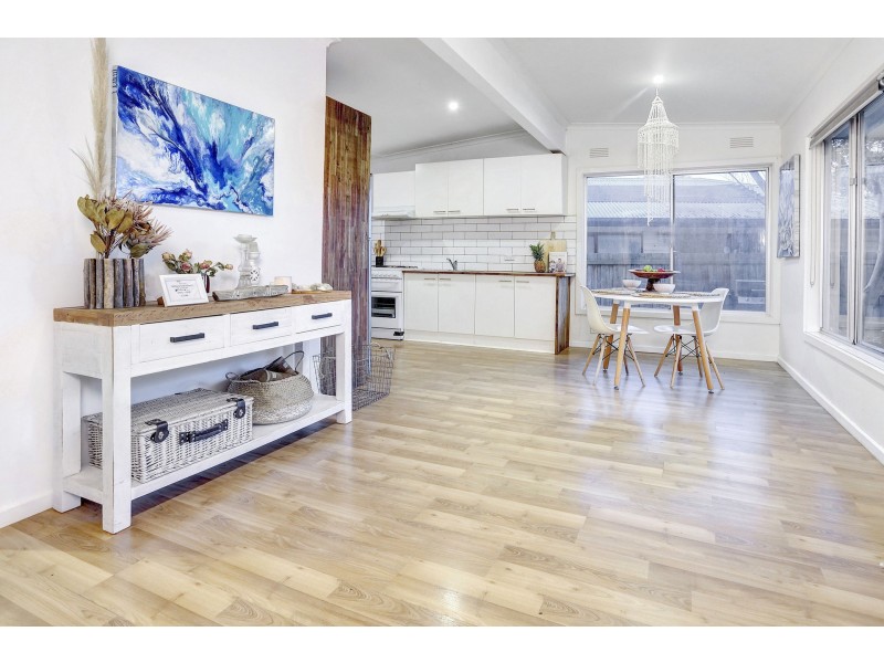 15 Anne Street, Rosebud VIC 3939