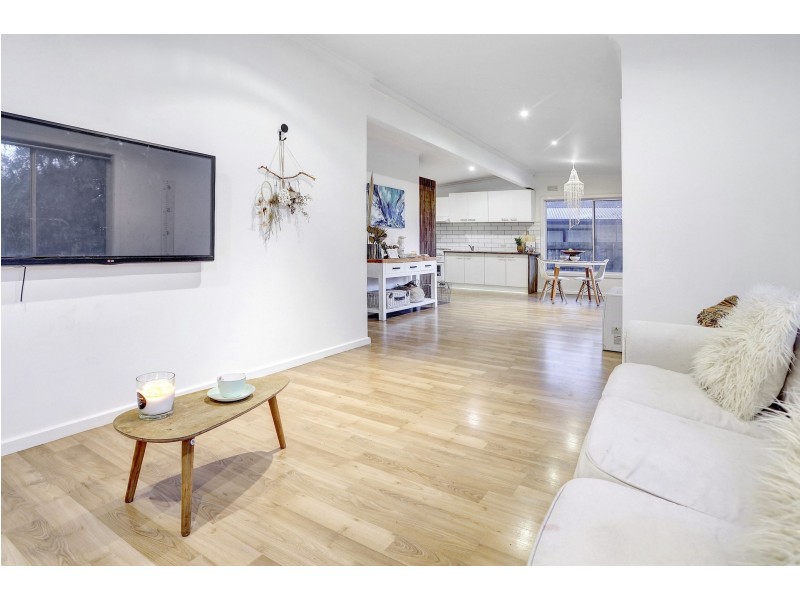 15 Anne Street, Rosebud VIC 3939