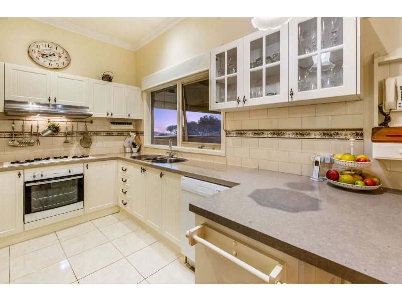 12 Hillview Street, Dromana VIC 3936