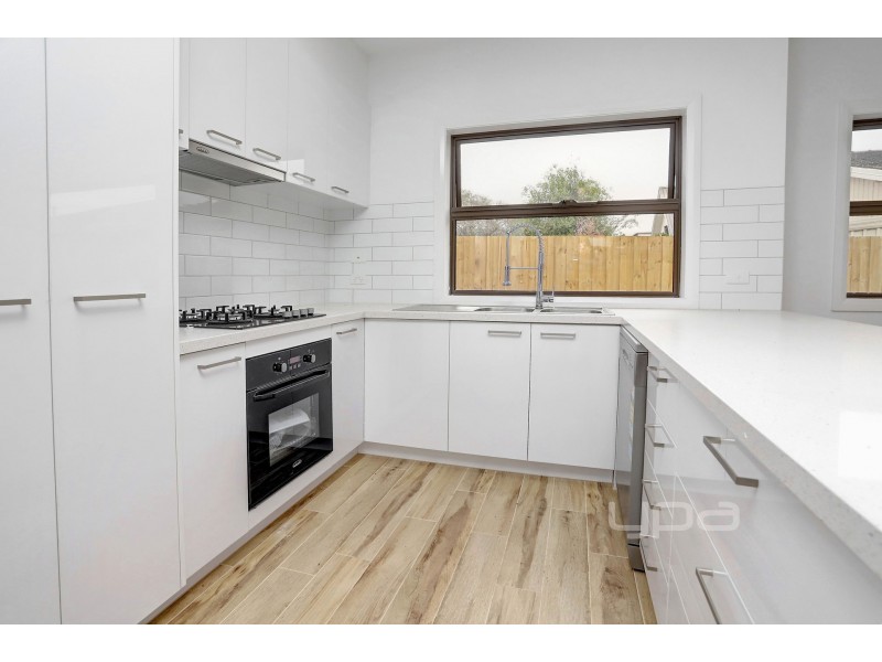 2/15 Coleus Street, Dromana VIC 3936