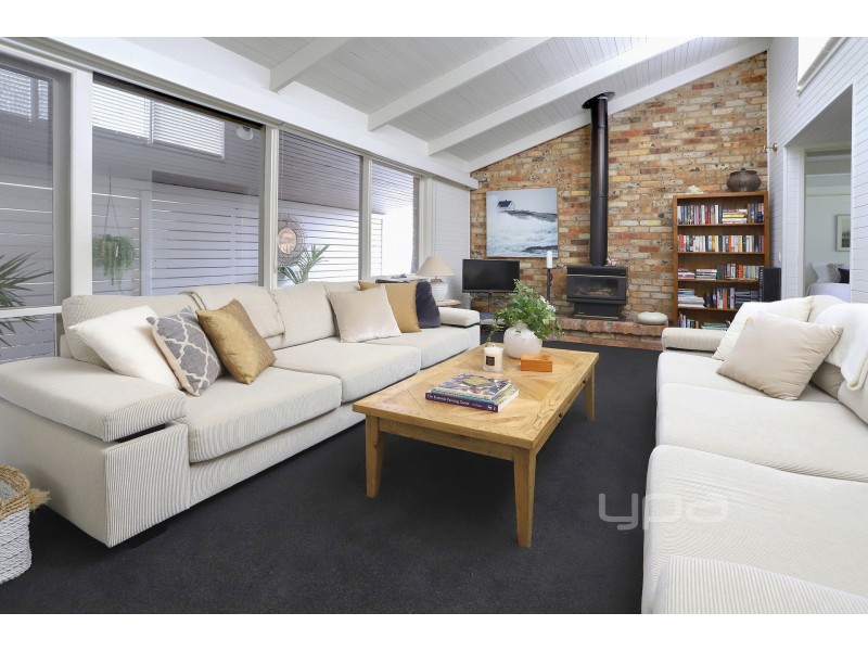 1 Cosgrove Street, Rye VIC 3941