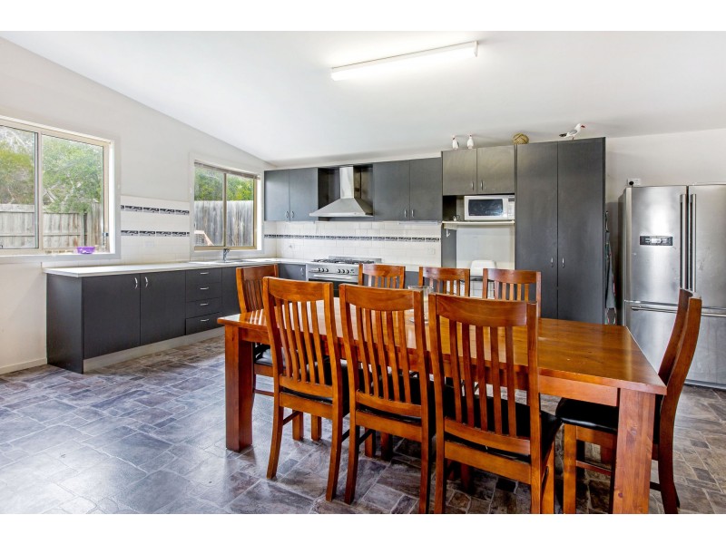 14 Julian Court, Dromana VIC 3936