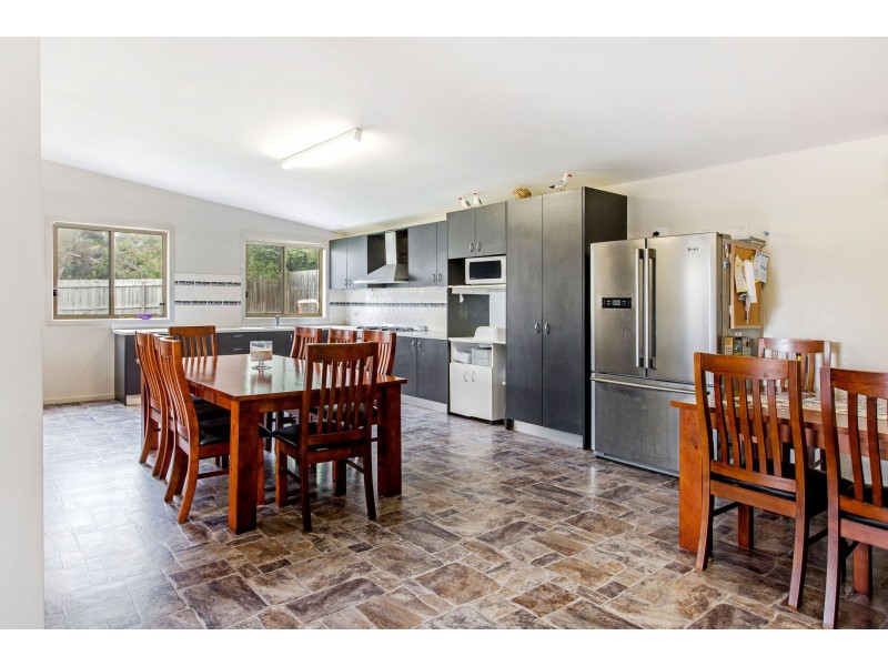 14 Julian Court, Dromana VIC 3936