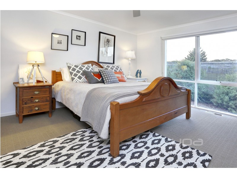 4 Yarrayne Street, Rye VIC 3941