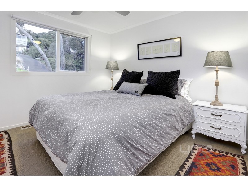 4 Yarrayne Street, Rye VIC 3941