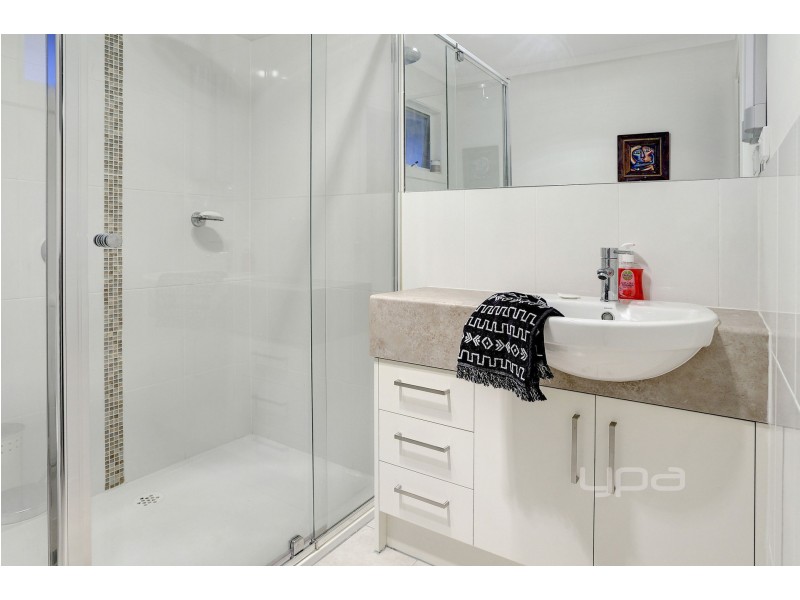4 Yarrayne Street, Rye VIC 3941