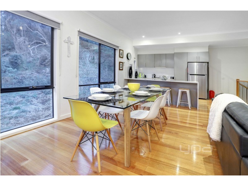 14 Mannana Street, Rye VIC 3941