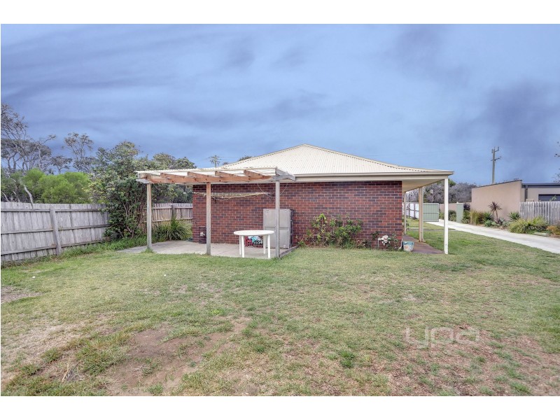 2 Tibir Street, Blairgowrie VIC 3942