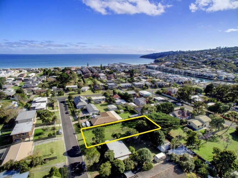 3 Knott Street, Safety Beach VIC 3936