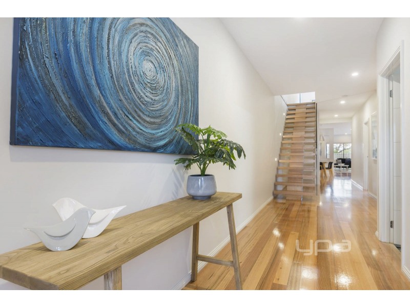 68 Watson Avenue, Dromana VIC 3936