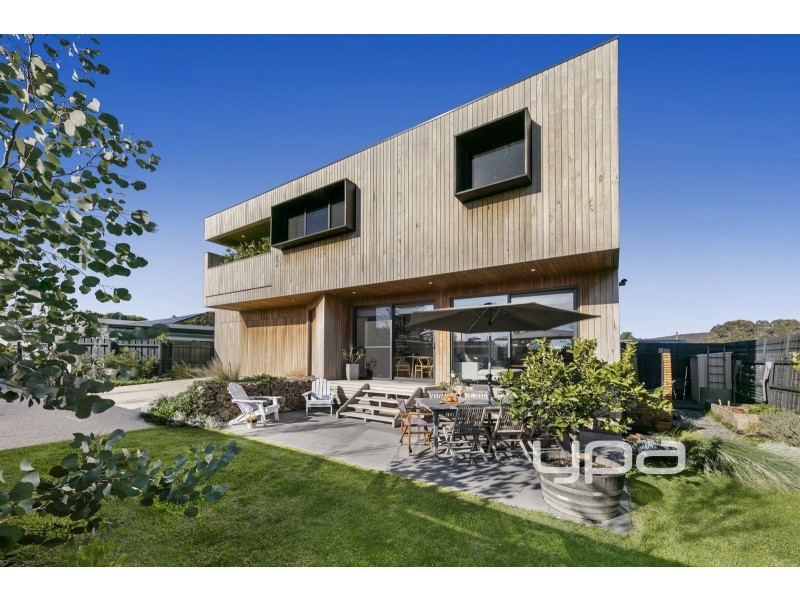 32A Seacombe Street, Dromana VIC 3936