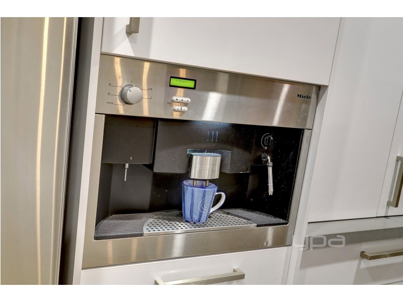 83  Leon Avenue, Rosebud VIC 3939