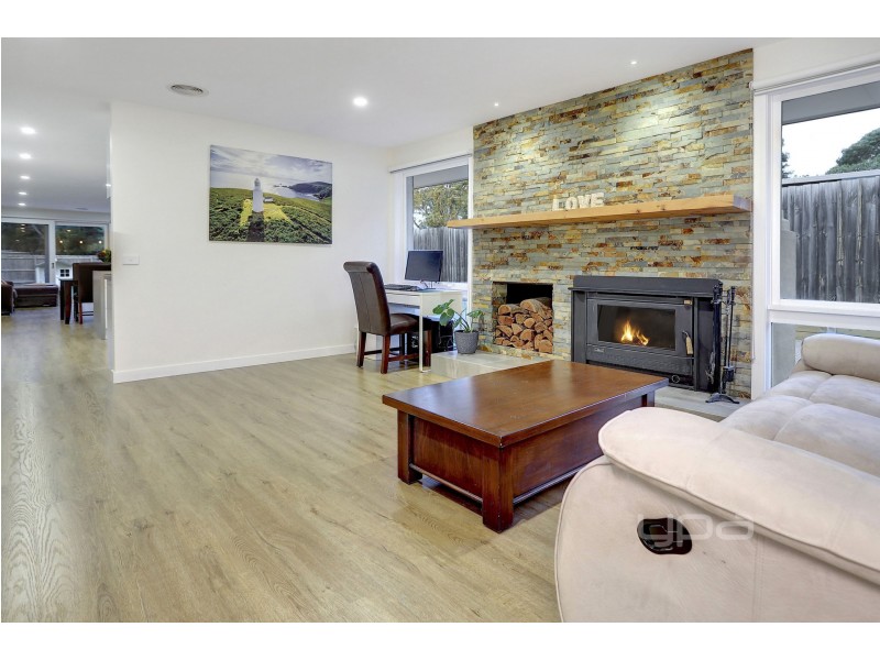 83  Leon Avenue, Rosebud VIC 3939