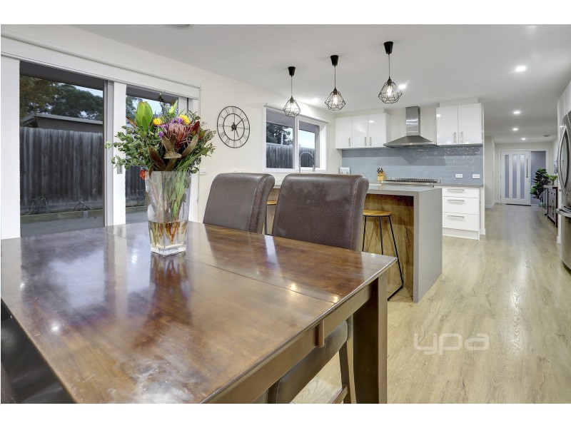 83  Leon Avenue, Rosebud VIC 3939